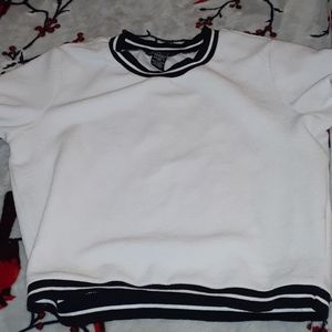 Rue21 cropped black and white t-shirt